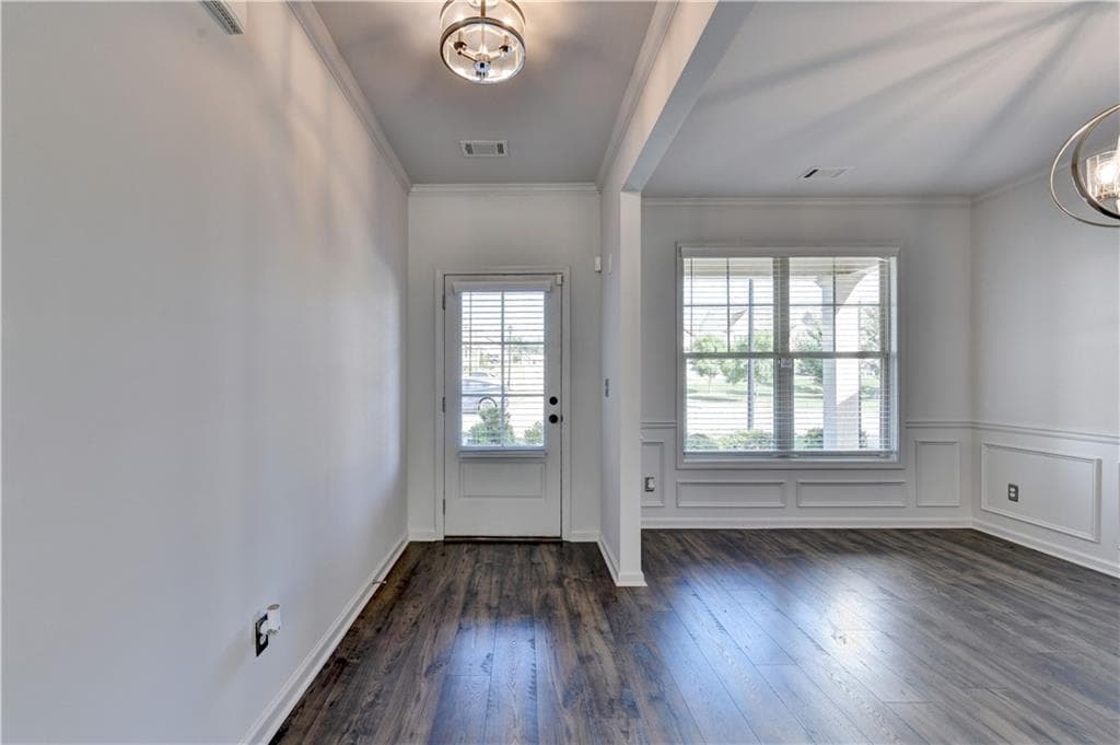 3 bedroom, 3 bathroom, 2,452 sq ft single family residence for sale at 5430 Railway Lane, Flowery Branch, GA 30542 — photo 3