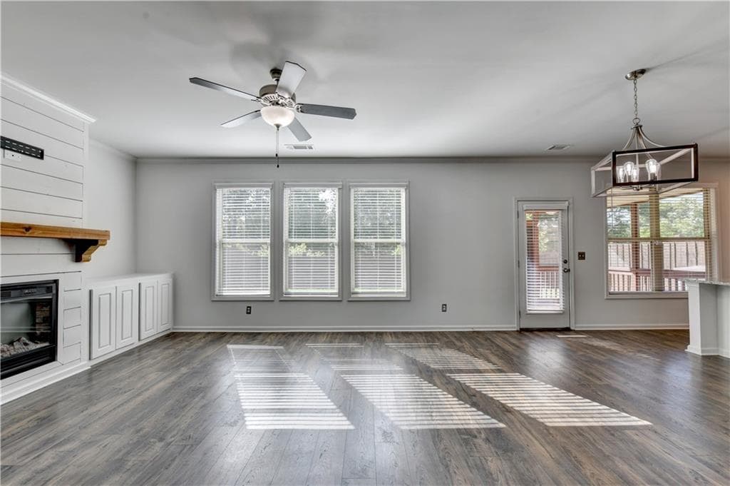 3 bedroom, 3 bathroom, 2,452 sq ft single family residence for sale at 5430 Railway Lane, Flowery Branch, GA 30542 — photo 7