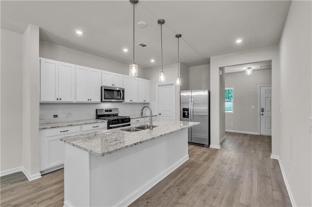 4 bedroom, 3 bathroom, 2,032 sq ft single family residence for sale at 4690 Glore Road, Mableton, GA 30126 — photo 7