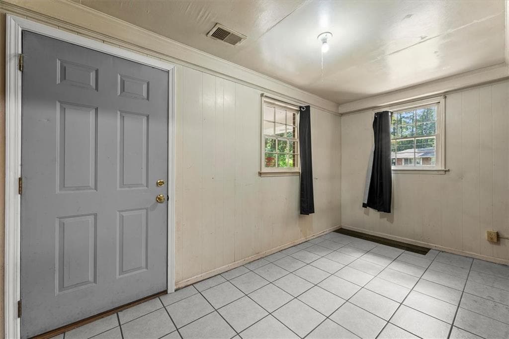 3 bedroom, 1 bathroom, 1,283 sq ft single family residence for sale at 330 Roberts Street, Lawrenceville, GA 30046 — photo 8