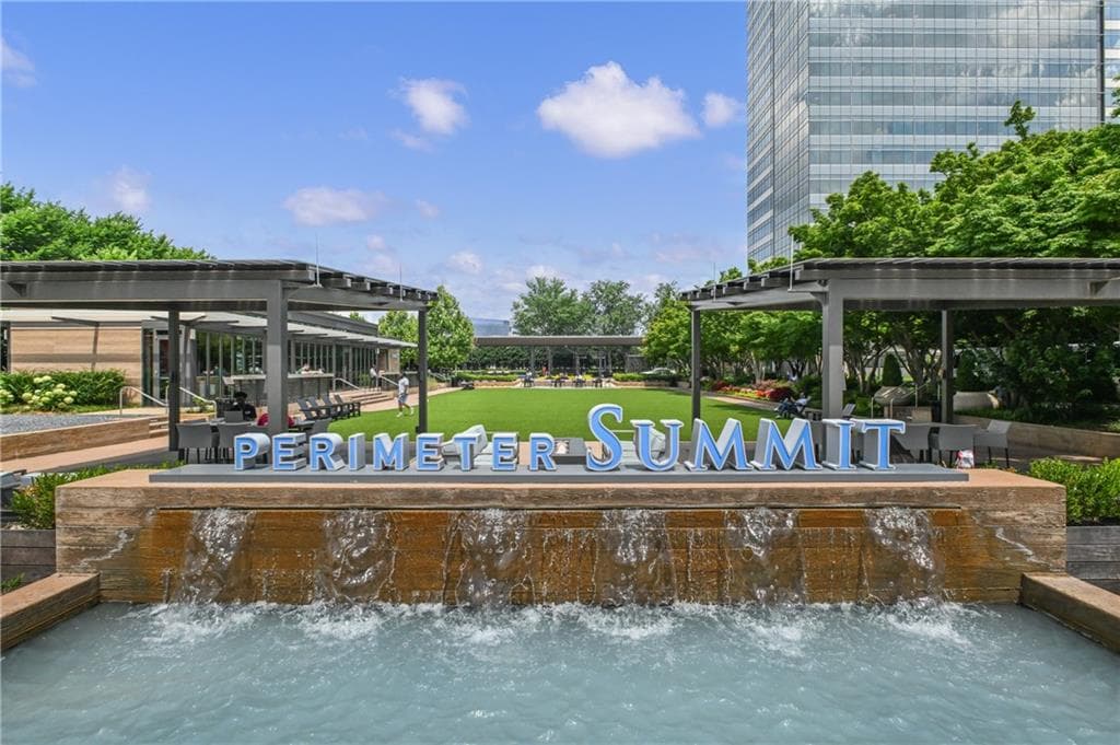2 bedroom, 2 bathroom, 1,079 sq ft condominium for sale at 10 Perimeter Summit Boulevard 3311, Atlanta, GA 30319 — photo 2