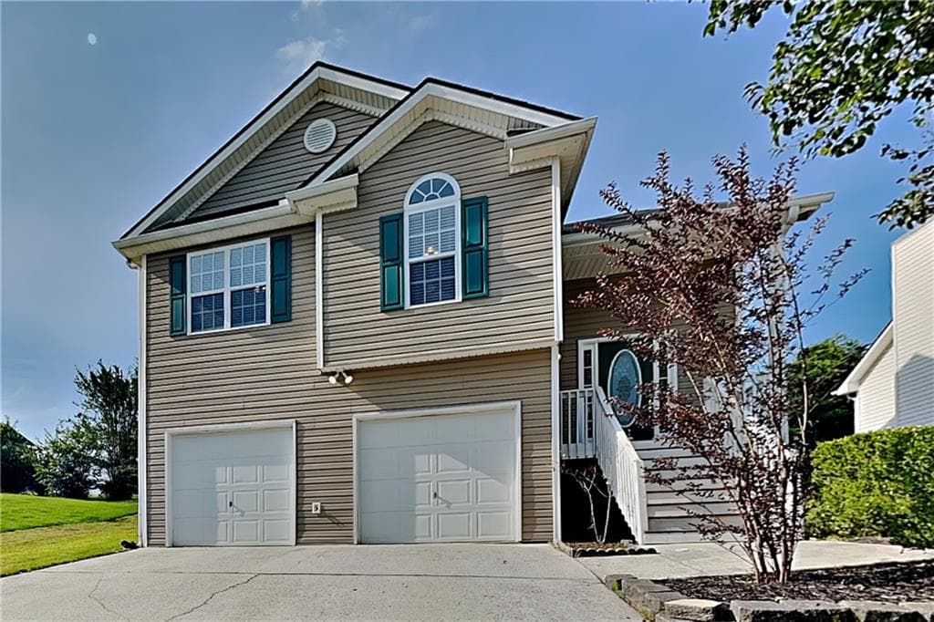 3 bedroom, 3 bathroom, 1,876 sq ft single family residence for rent at 37 Christopher Drive, Hiram, GA 30141 for $2,075 a month — photo 1 of 19