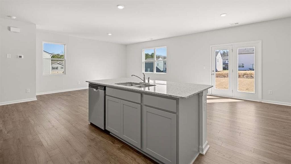 4 bedroom, 3 bathroom, 1,927 sq ft single family residence under contract at 5441 Brightwater Street, College Park, GA 30349 — photo 5