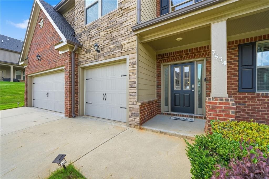 5 bedroom, 4 bathroom, 3,794 sq ft single family residence for sale at 7534 Brook Rose Way, Lithonia, GA 30038 — photo 8