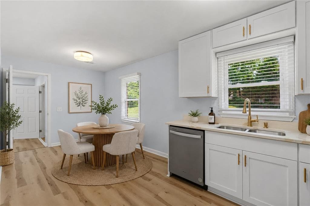 3 bedroom, 2 bathroom, 1,308 sq ft single family residence for sale at 1745 NW Rockbridge Road, Conyers, GA 30012 — photo 10