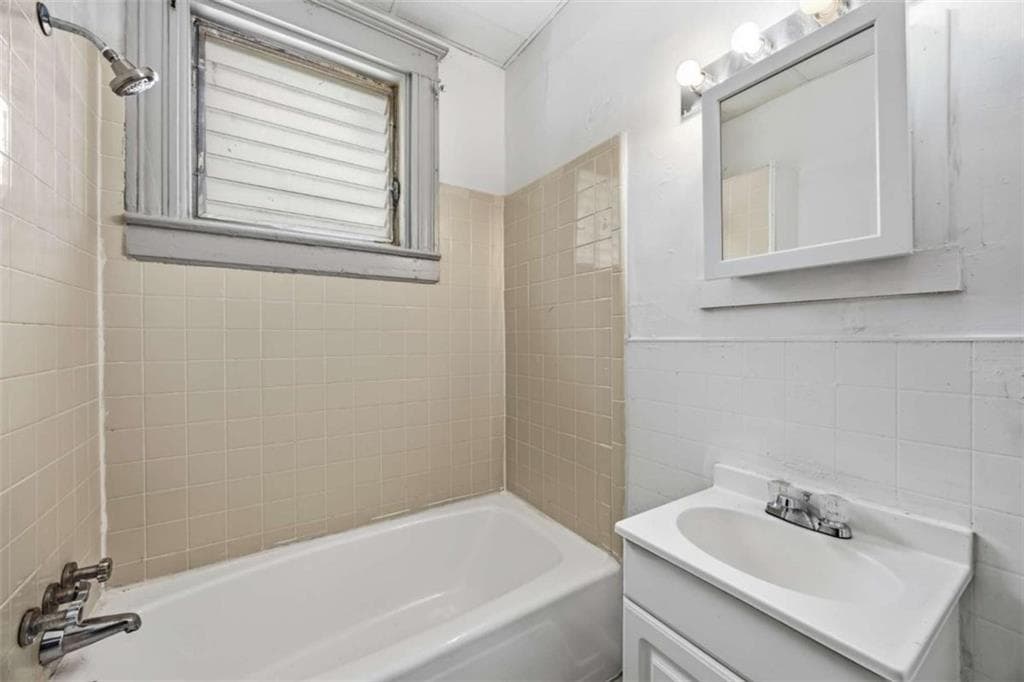 2 bedroom, 1 bathroom, 927 sq ft quadruplex for rent at 3638 E Main Street UNIT 2, College Park, GA 30337 for $1,100 a month — photo 7