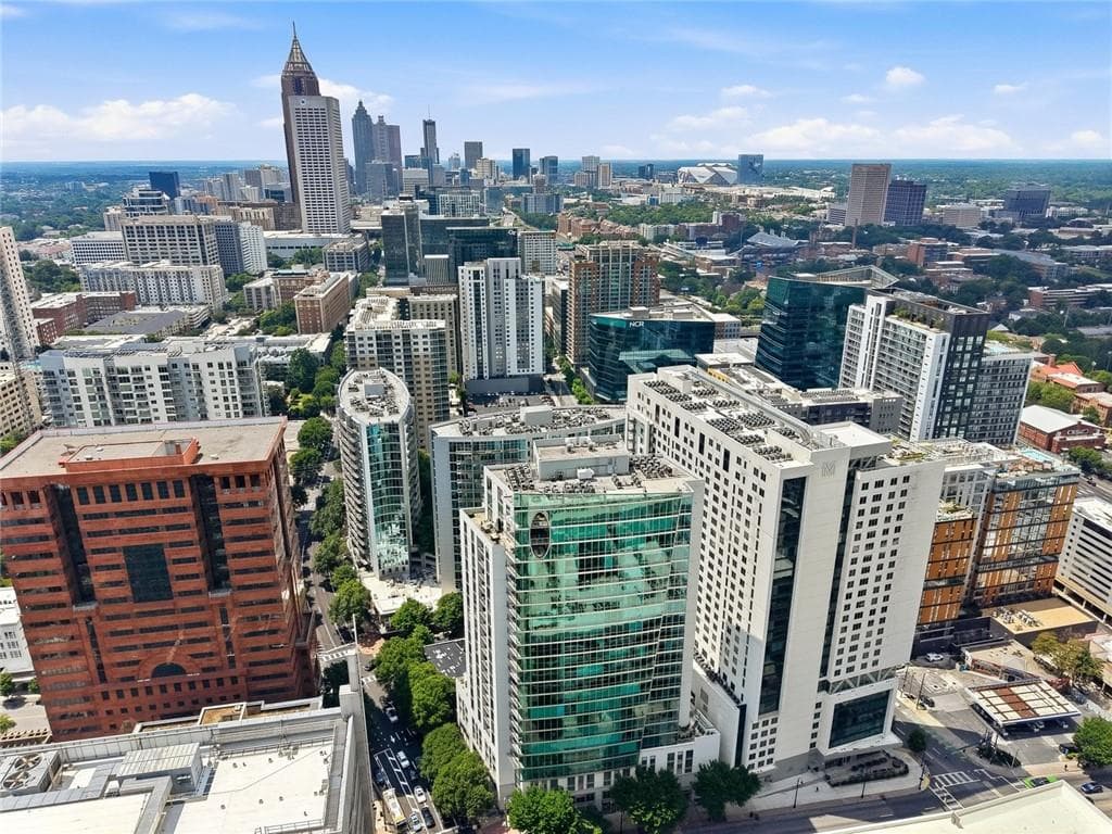 2 bedroom, 2 bathroom, 2,104 sq ft condominium sold at 20 10th Street 603, Atlanta, GA 30309