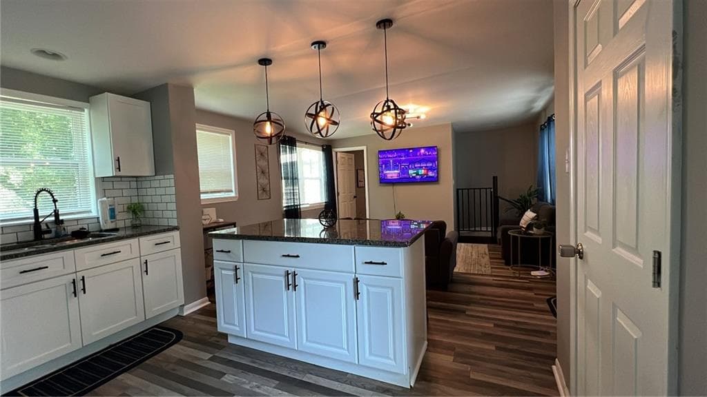 3 bedroom, 2 bathroom, 752 sq ft single family residence for sale at 2963 Redwine Road, East Point, GA 30344 — photo 8
