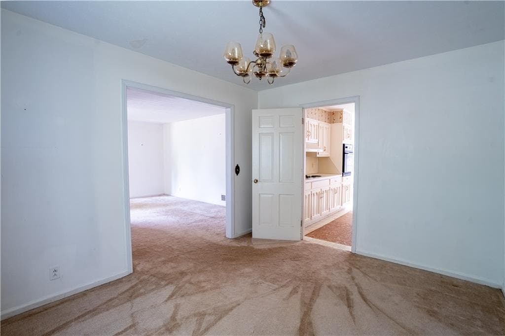 3 bedroom, 2 bathroom, 1,832 sq ft single family residence for sale at 1334 Sherri Lane, Sugar Hill, GA 30518 — photo 5