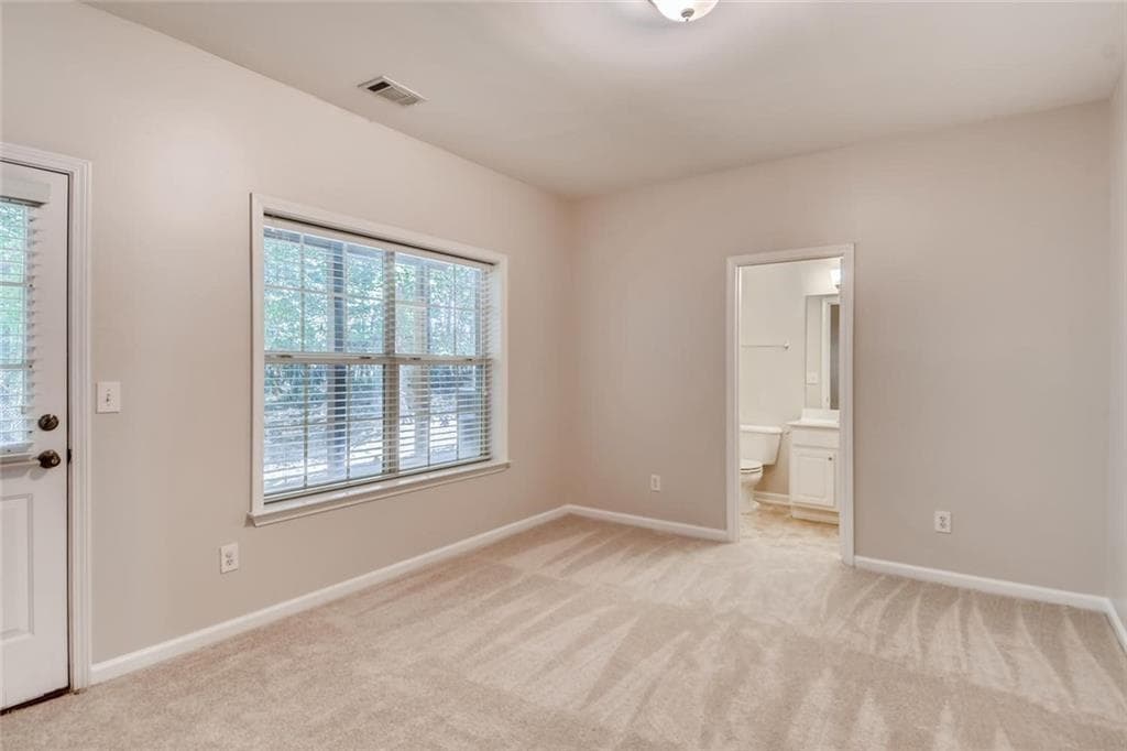 3 bedroom, 4 bathroom, 2,019 sq ft townhouse for rent at 5288 Wellsley Bend, Alpharetta, GA 30005 for $2,500 a month — photo 9