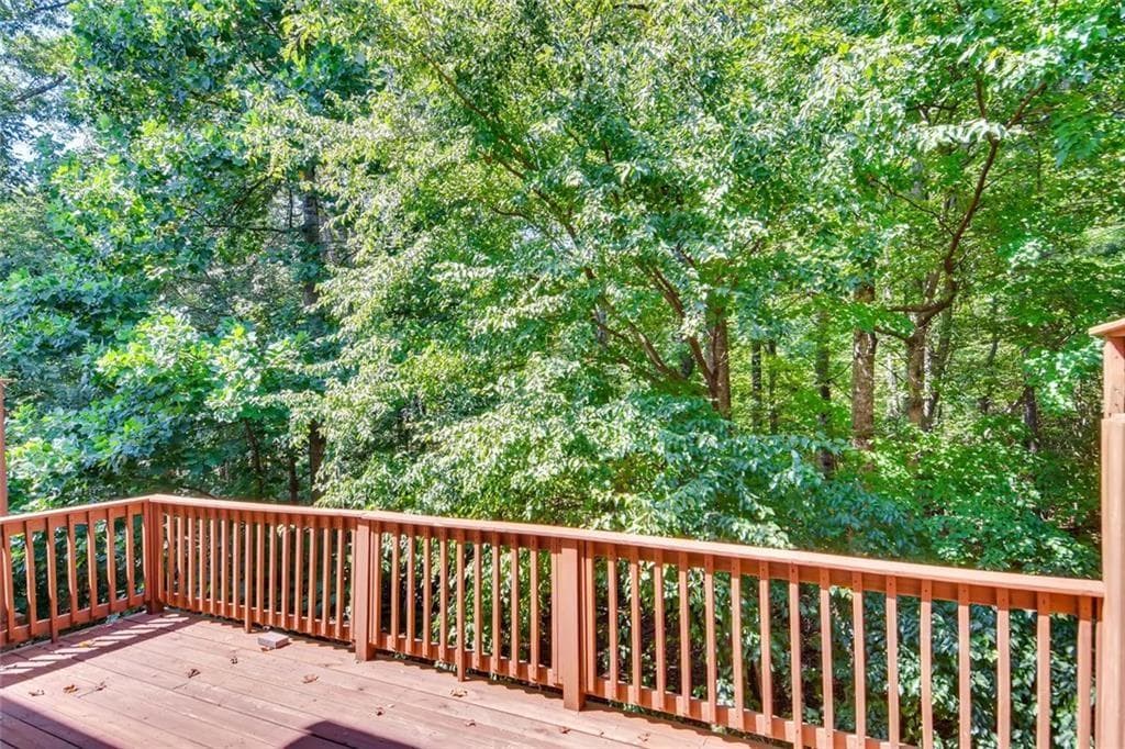 3 bedroom, 4 bathroom, 2,019 sq ft townhouse for rent at 5288 Wellsley Bend, Alpharetta, GA 30005 for $2,500 a month — photo 10