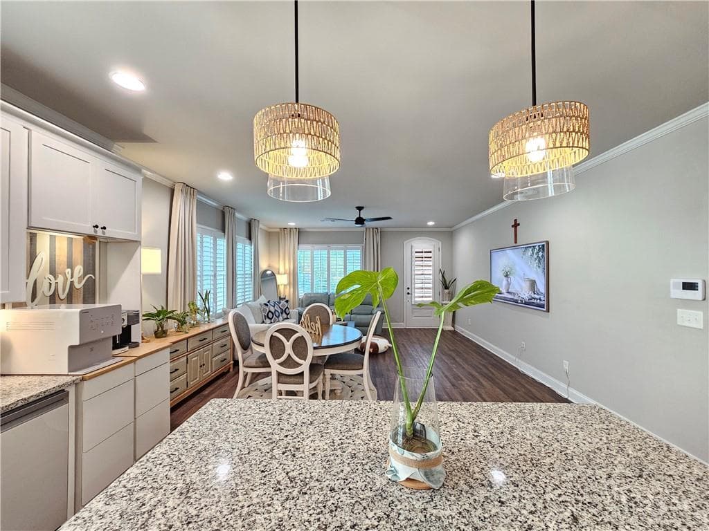 2 bedroom, 2 bathroom, 1,450 sq ft townhouse under contract at 4959 Noble Village Way, Lilburn, GA 30047 — photo 9