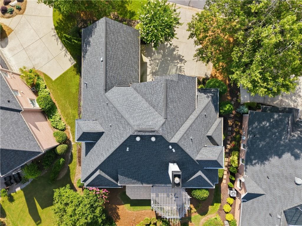 4 bedroom, 4 bathroom, 3,410 sq ft single family residence under contract at 5785 Hershinger Close, Johns Creek, GA 30097 — photo 8