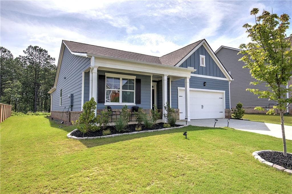 4 bedroom, 2 bathroom, 1,788 sq ft single family residence for sale at 72 Grove Springs Court, Cartersville, GA 30120 — photo 2