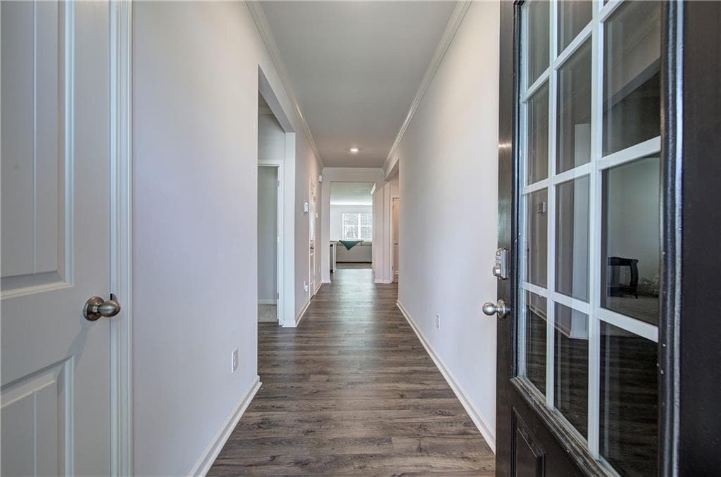 4 bedroom, 2 bathroom, 1,788 sq ft single family residence for sale at 72 Grove Springs Court, Cartersville, GA 30120 — photo 4