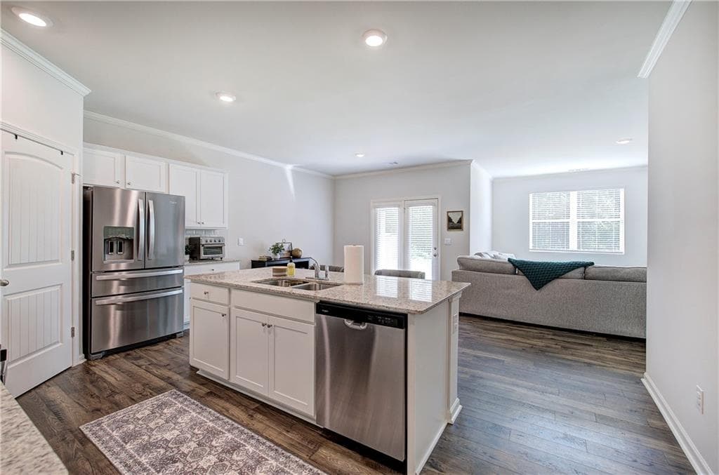 4 bedroom, 2 bathroom, 1,788 sq ft single family residence for sale at 72 Grove Springs Court, Cartersville, GA 30120 — photo 6
