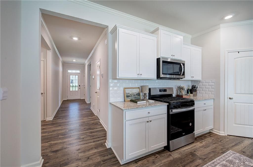 4 bedroom, 2 bathroom, 1,788 sq ft single family residence for sale at 72 Grove Springs Court, Cartersville, GA 30120 — photo 5