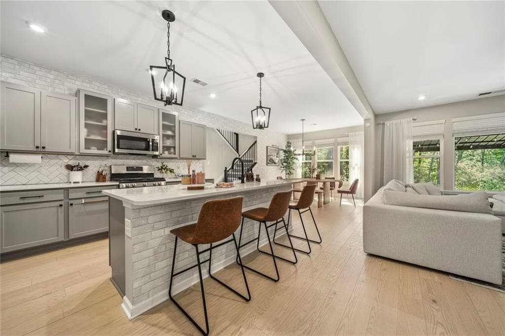 4 bedroom, 3 bathroom, 2,678 sq ft single family residence for sale at 1547 Liberty Park Drive, Braselton, GA 30517 — photo 10