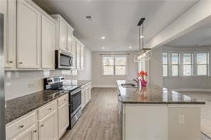 5 bedroom, 5 bathroom, 3,463 sq ft single family residence for rent at 3601 Deaton Trail, Buford, GA 30519 for $3,300 a month — photo 6
