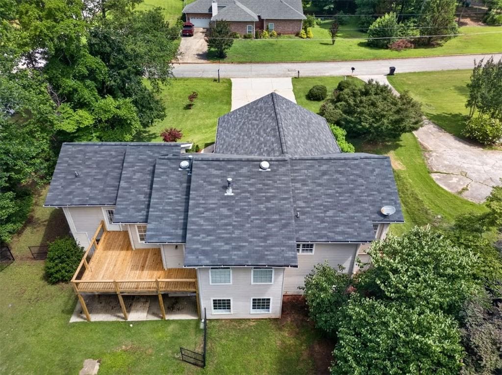 4 bedroom, 3 bathroom, 4,296 sq ft single family residence under contract at 8993 Dornoch Circle, Winston, GA 30187 — photo 4