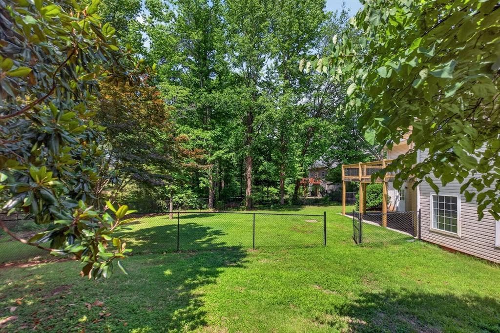 4 bedroom, 3 bathroom, 4,296 sq ft single family residence under contract at 8993 Dornoch Circle, Winston, GA 30187 — photo 5