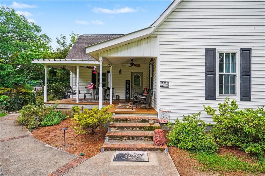 3 bedroom, 2 bathroom, 1,820 sq ft single family residence for sale at 355 Inman Road, Hampton, GA 30228 — photo 4