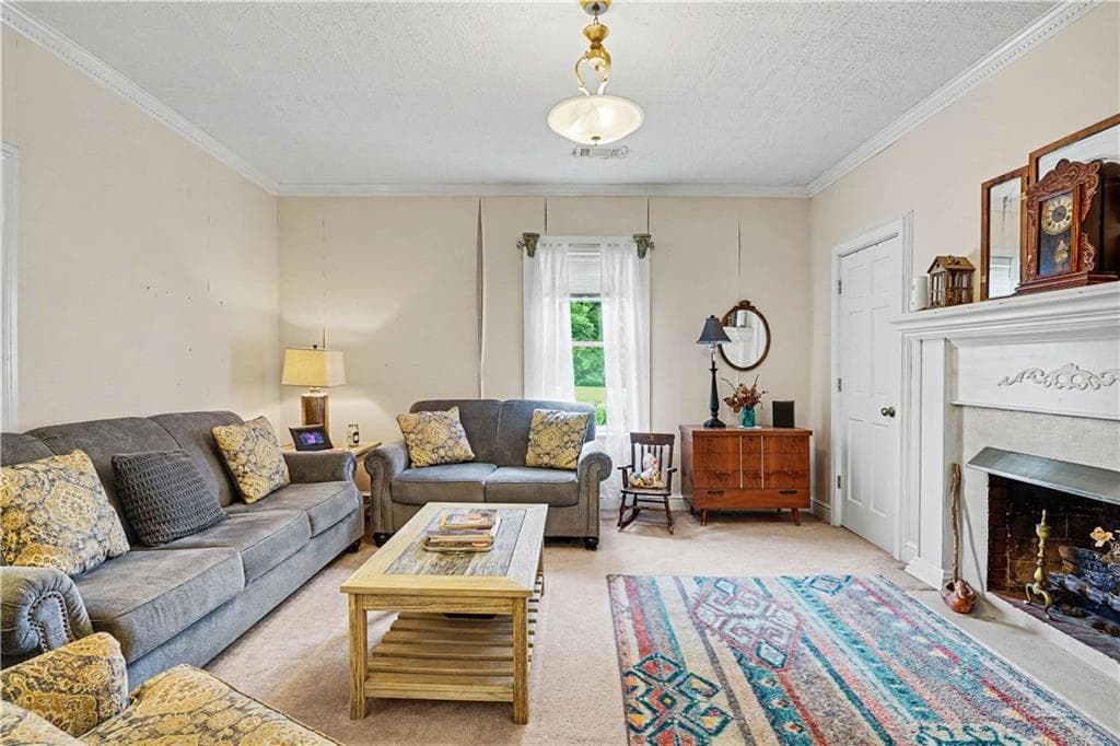 3 bedroom, 2 bathroom, 1,820 sq ft single family residence for sale at 355 Inman Road, Hampton, GA 30228 — photo 7