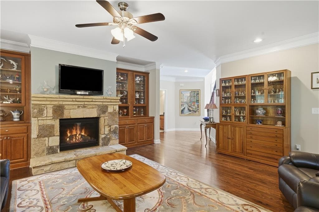 5 bedroom, 4 bathroom, 4,422 sq ft single family residence for sale at 4335 Sanibel Cove, Cumming, GA 30040 — photo 8
