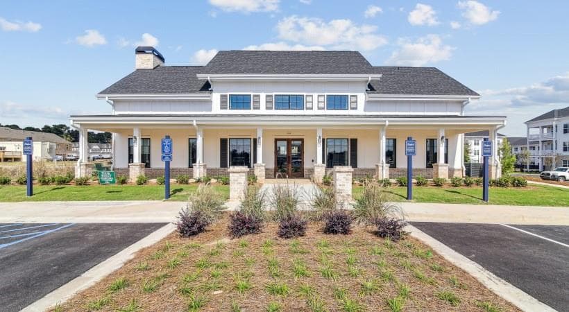 1 bedroom, 1 bathroom, 768 sq ft apartment for rent at 91 Market Street A3, Bethlehem, GA 30620 for $1,425 a month — photo 3