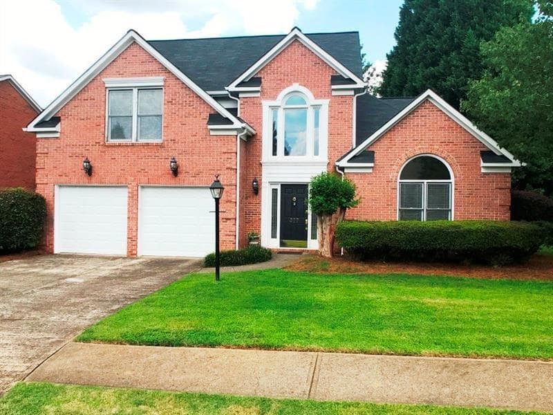 4 bedroom, 3 bathroom, 2,729 sq ft single family residence for rent at 377 Fairbrook Circle, Marietta, GA 30067 for $3,299 a month — photo 1 of 28