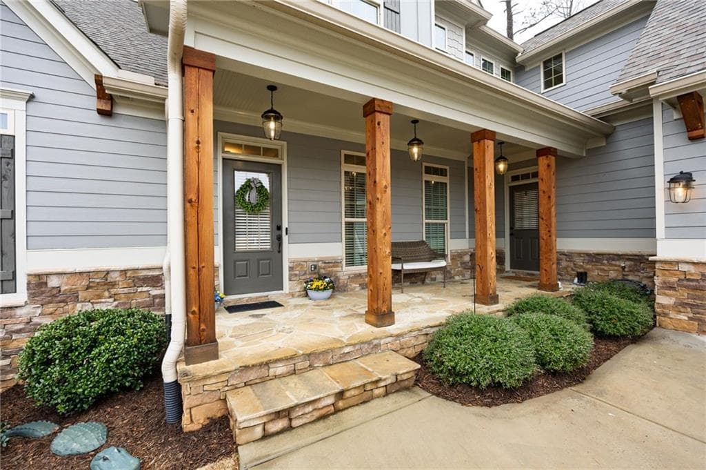 6 bedroom, 5 bathroom, 4,313 sq ft single family residence for sale at 6290 Granbury Walk, Acworth, GA 30101 — photo 2