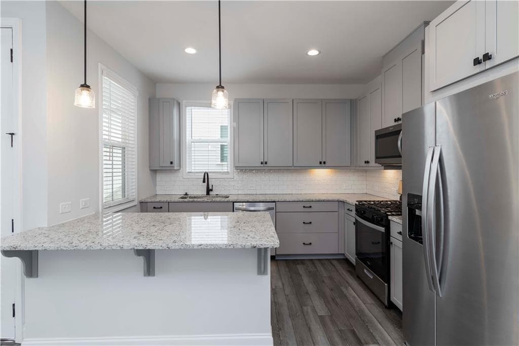 3 bedroom, 3 bathroom townhouse for rent at 2000 Harvest Pond Circle 2056 - FARMSTEAD, Suwanee, GA 30024 for $2,978 a month — photo 2