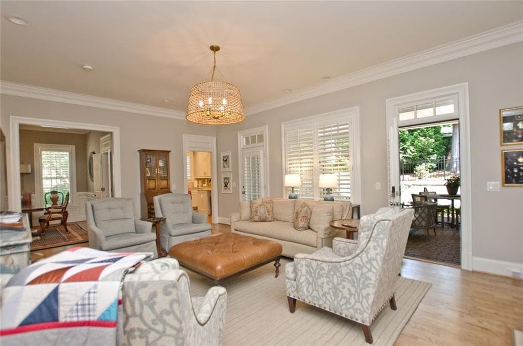 4 bedroom, 4 bathroom, 3,471 sq ft single family residence for sale at 3440 Paces Ferry Circle, Smyrna, GA 30080 — photo 9