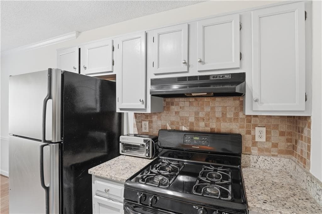 2 bedroom, 3 bathroom, 1,336 sq ft townhouse for rent at 1100 Westfield Trace, Smyrna, GA 30082 for $1,950 a month — photo 6
