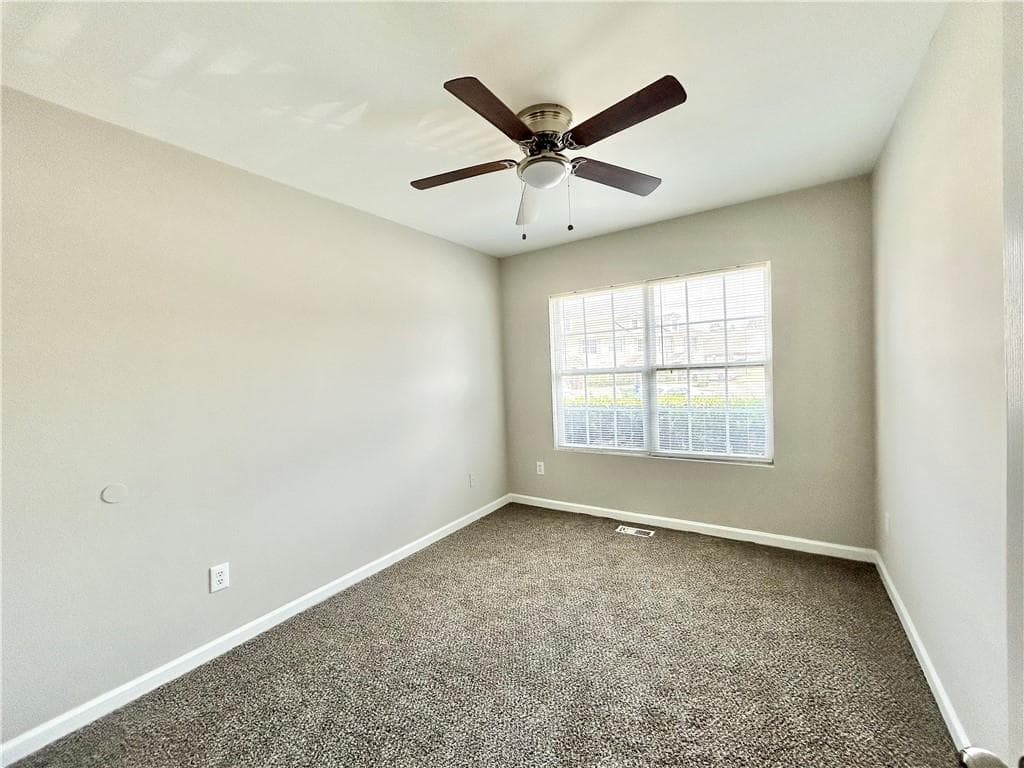 4 bedroom, 3 bathroom townhouse for rent at 845 Store House Court B, Monroe, GA 30655 for $1,450 a month — photo 4
