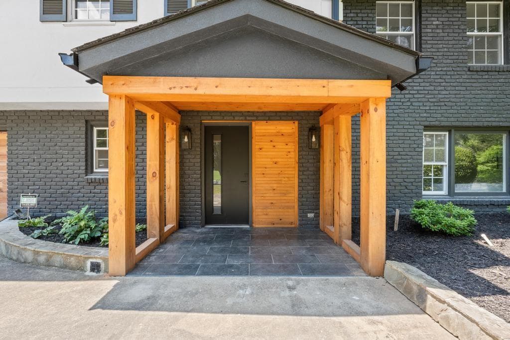 4 bedroom, 3 bathroom, 3,300 sq ft single family residence for sale at 2938 Heather Drive, Atlanta, GA 30344