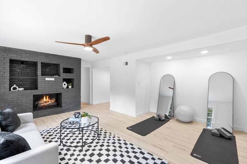 4 bedroom, 3 bathroom, 3,300 sq ft single family residence for sale at 2938 Heather Drive, Atlanta, GA 30344 — photo 7