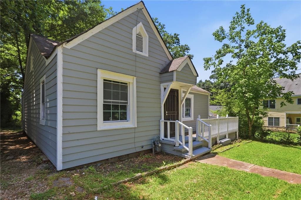 3 bedroom, 2 bathroom, 1,296 sq ft single family residence for sale at 1867 Conrad Avenue, Atlanta, GA 30315 — photo 3