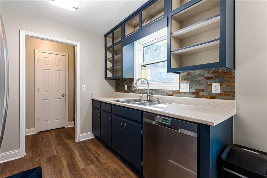 3 bedroom, 2 bathroom, 1,419 sq ft single family residence for rent at 6080 Stone Wood Drive, Kennesaw, GA 30152 for $2,150 a month — photo 7