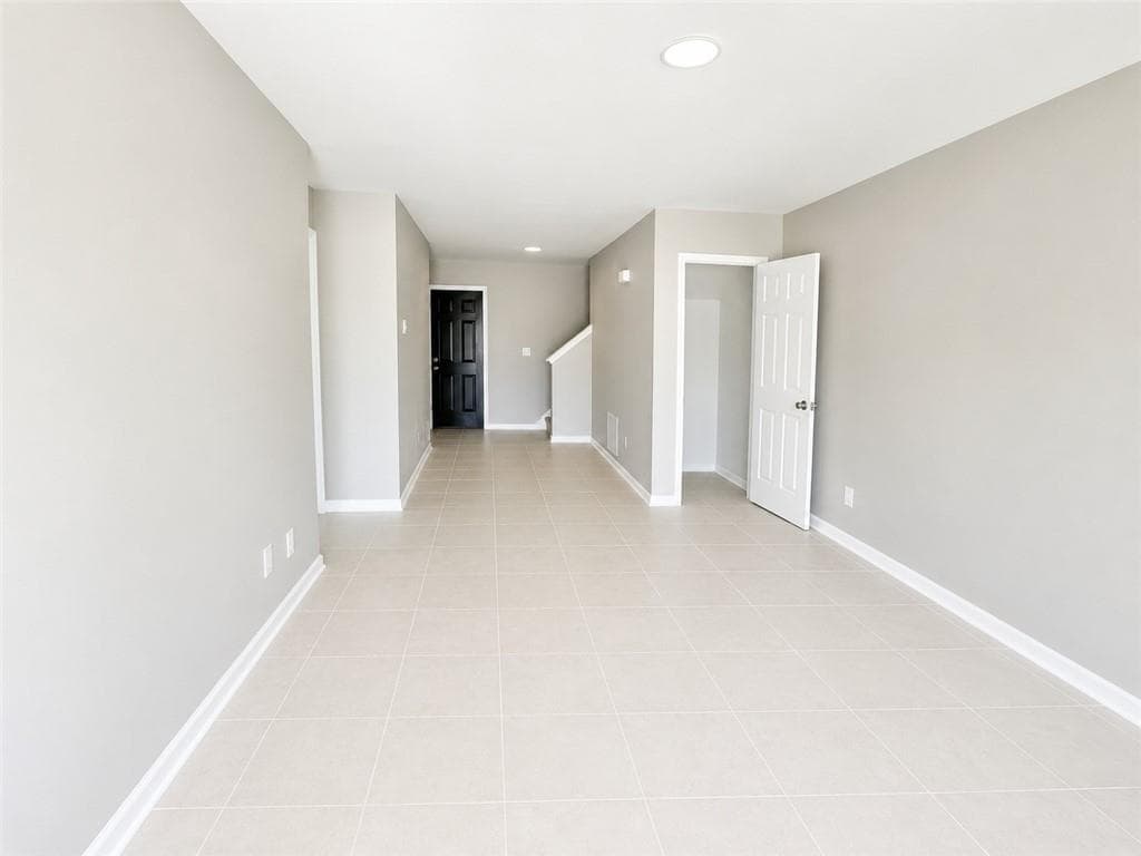 4 bedroom, 3 bathroom townhouse for rent at 842 Store House Court A, Monroe, GA 30655 for $1,450 a month — photo 3