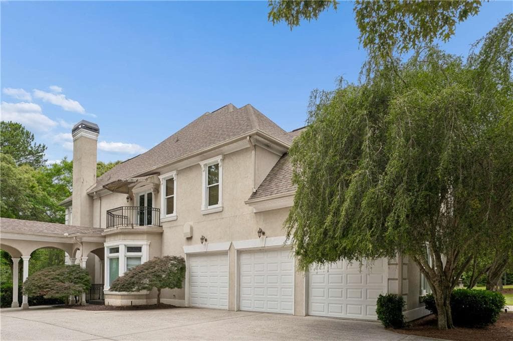 5 bedroom, 5 bathroom, 7,921 sq ft single family residence under contract at 1845 Kathy Whitworth Drive, Braselton, GA 30517 — photo 4