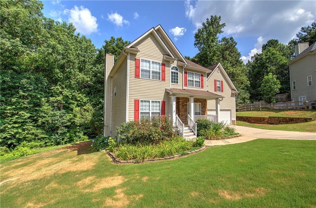 4 bedroom, 3 bathroom, 2,599 sq ft single family residence for sale at 70 Creekside Way, Hiram, GA 30141 — photo 4