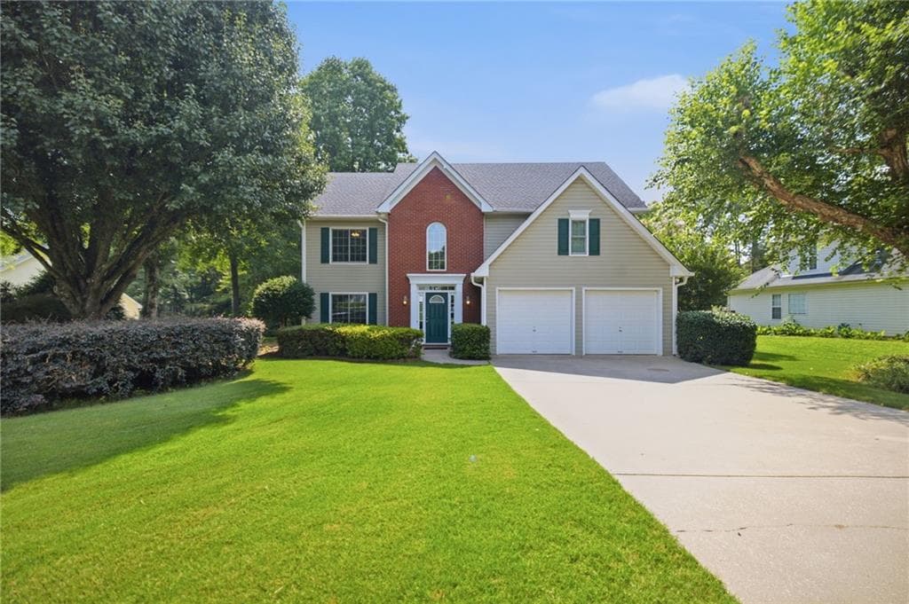 3 bedroom, 3 bathroom, 2,118 sq ft single family residence for sale at 4110 Starr Creek Road, Cumming, GA 30028 — photo 1 of 43