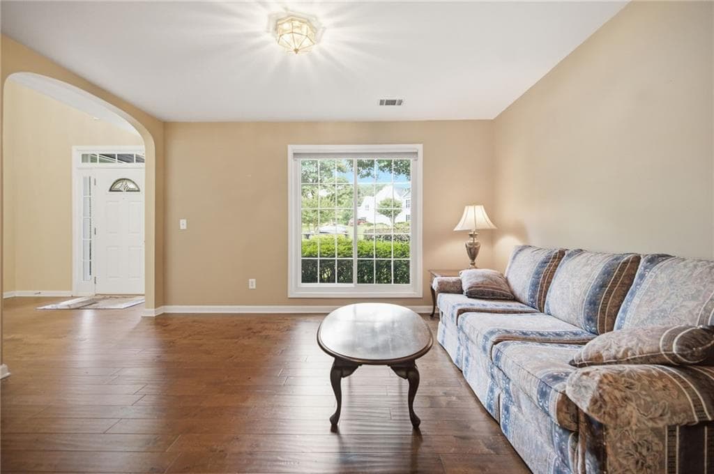 3 bedroom, 3 bathroom, 2,118 sq ft single family residence for sale at 4110 Starr Creek Road, Cumming, GA 30028 — photo 7