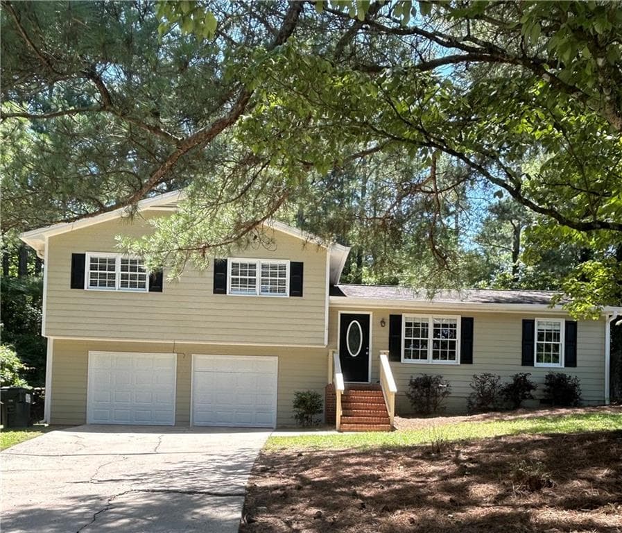 3 bedroom, 2 bathroom, 1,424 sq ft single family residence sold at 3692 Stoney View Drive, Marietta, GA 30062