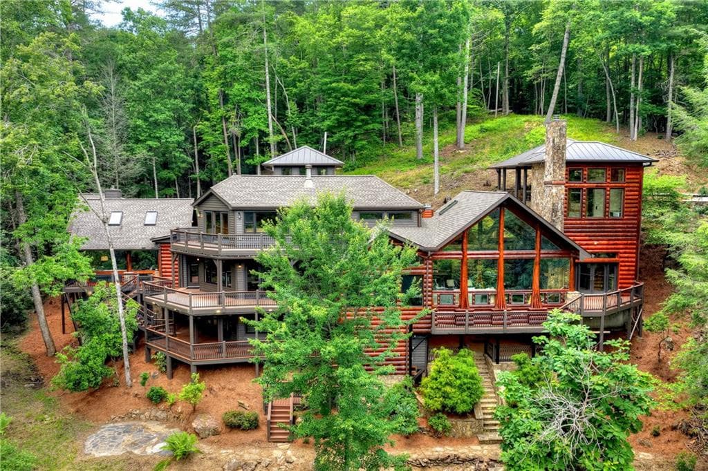 5 bedroom, 7 bathroom, 8,142 sq ft single family residence for sale at 192 Delphi Hills Lane, Mccaysville, GA 30555