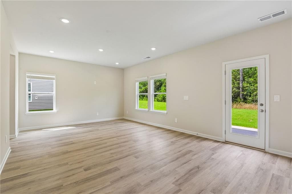 5 bedroom, 3 bathroom, 2,053 sq ft single family residence for sale at 24 Rise Road, Adairsville, GA 30103 — photo 8