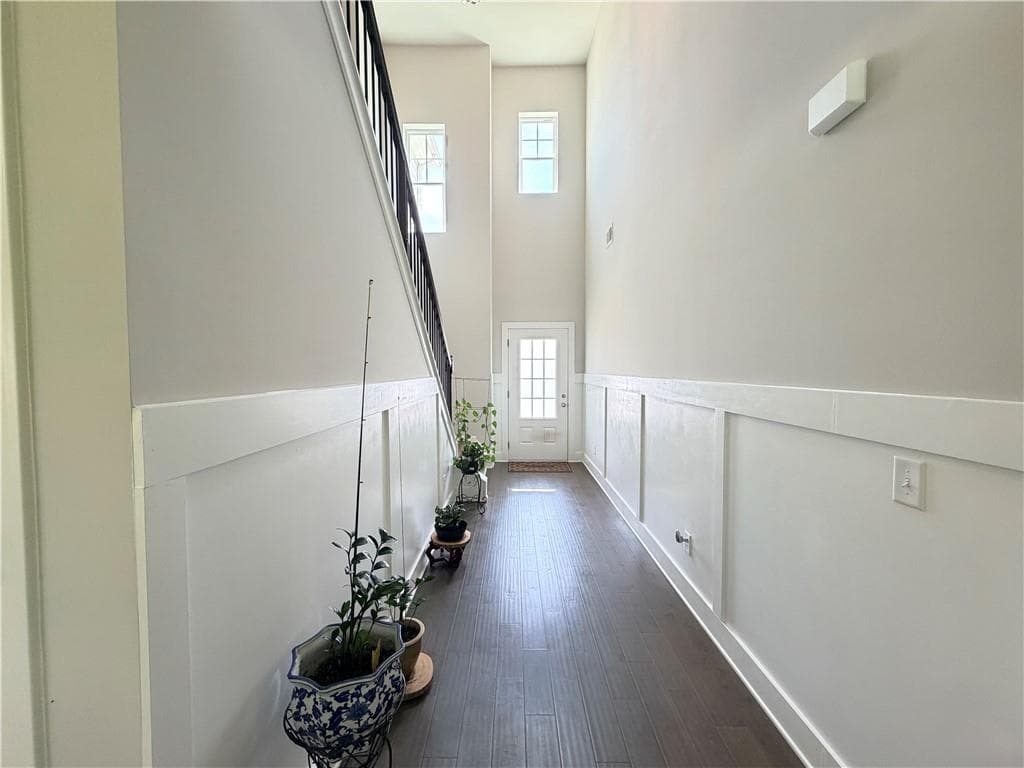 4 bedroom, 3 bathroom, 3,040 sq ft single family residence for sale at 5100 Woodline View Circle, Auburn, GA 30011 — photo 3