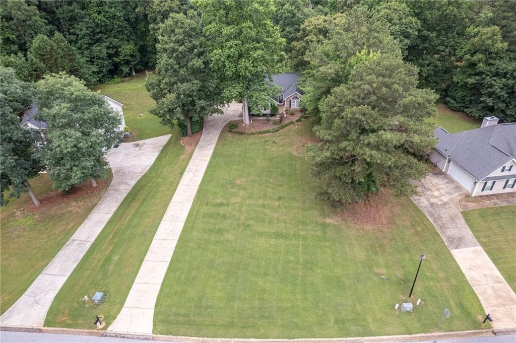 3 bedroom, 2 bathroom, 1,563 sq ft single family residence for sale at 605 Freeman Drive, Covington, GA 30016 — photo 4