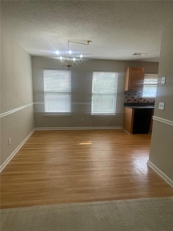 3 bedroom, 2 bathroom, 2,186 sq ft single family residence for rent at 5160 Bridle Point Parkway, Snellville, GA 30039 for $2,200 a month — photo 7